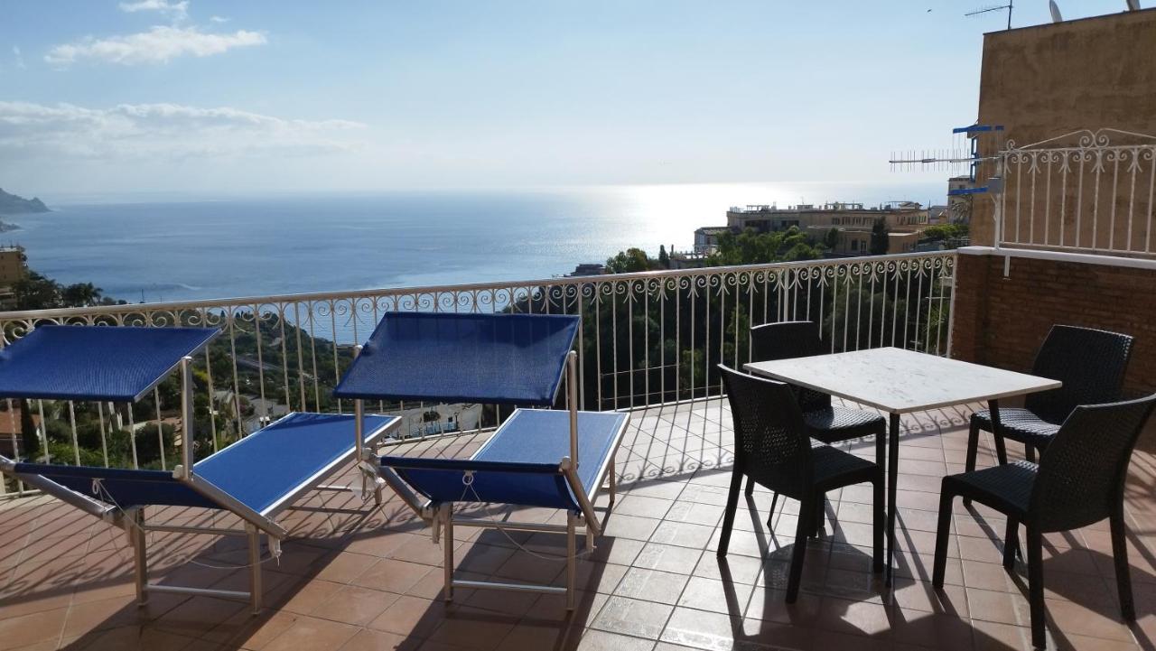 Casa Carmela Panoramic Center Apartment Taormina Kültér fotó